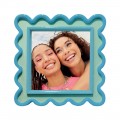 Wavy photo frame magnets