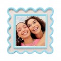 Wavy photo frame magnets